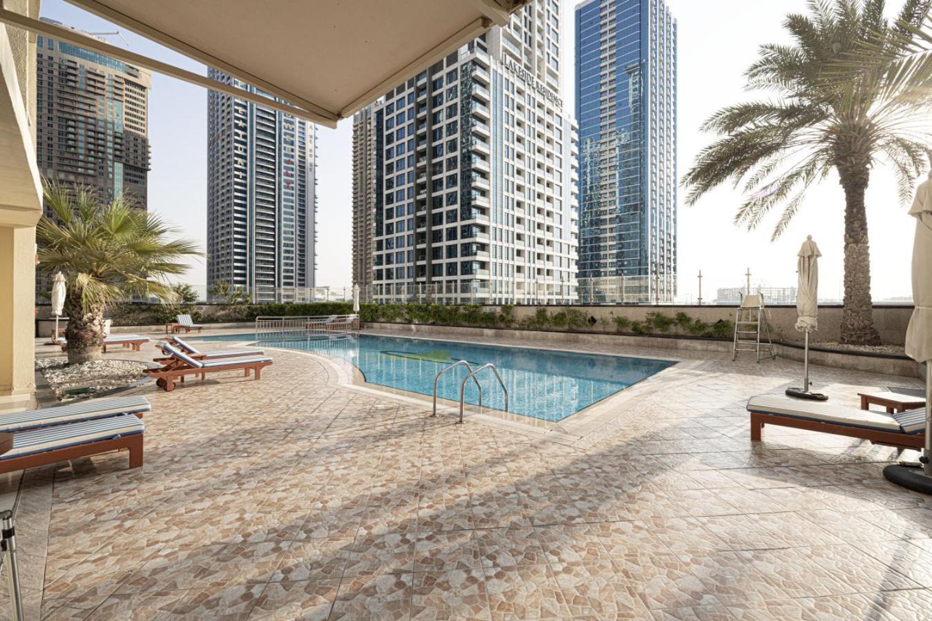 Apartment View Near Marina With Pool, Balcony And Gym *