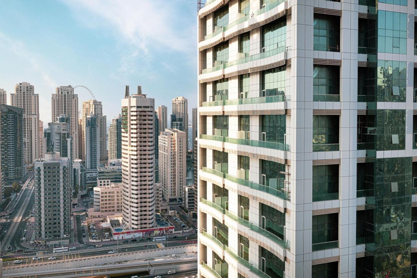 View Near Marina With Pool, Balcony And Gym Apartment